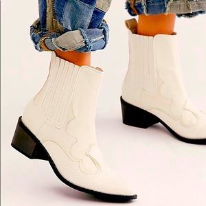 *BRAND NEW* Free People Vegan Cavalier Boots